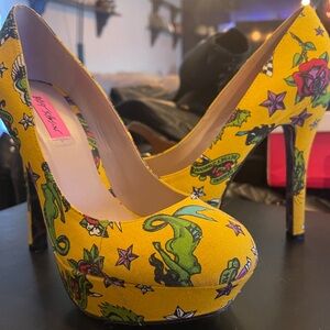 Betsey Johnson Diskko Platform Heels Sz 10